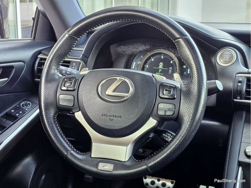 Used 2019 Lexus IS 300 F Sport w/ F Sport Package AWD/4WD image 25