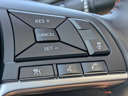 Used 2024 Nissan Sentra SR w/ SR Premium Package FWD image 15