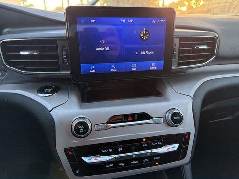 Used 2023 Ford Explorer XLT w/ Equipment Group 202A image 14