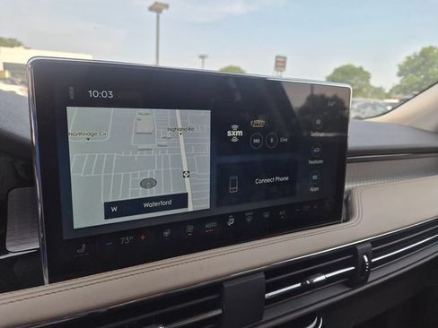 Used 2023 Lincoln Corsair AWD w/ Equipment Group 101A image 19