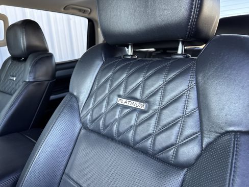 Used 2019 Toyota Tundra Platinum image 18