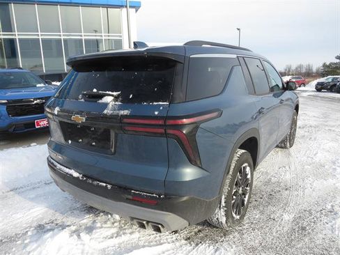 New 2026 Chevrolet Traverse LT w/ Sun and Wheel Package image 5