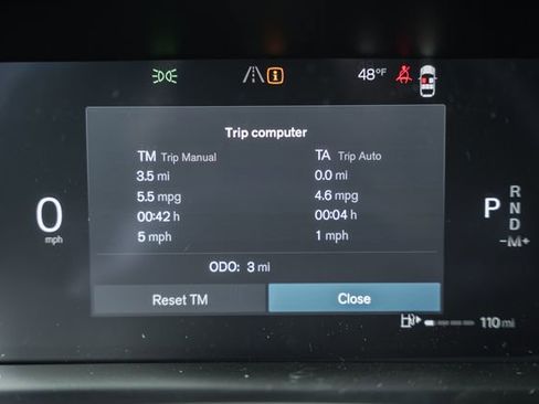 New 2026 Volvo V60 B5 Cross Country Plus w/ Protection Package Premier image 42