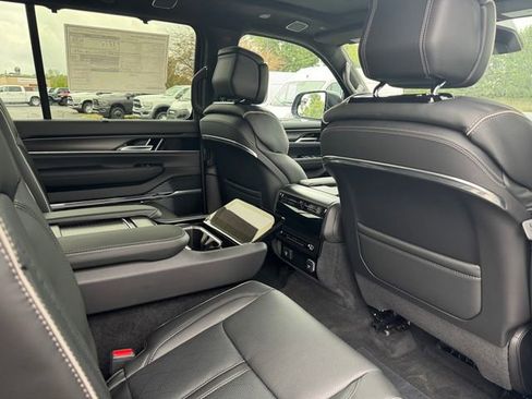 New 2024 Jeep Grand Wagoneer L Series II w/ Quick Order Packagew 28T image 18