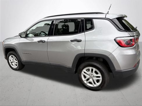 Used 2017 Jeep Compass Sport w/ Tech Group AWD/4WD image 7