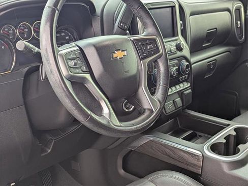 Used 2019 Chevrolet Silverado 1500 LTZ image 9