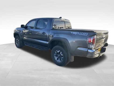 Used 2023 Toyota Tacoma TRD Off-Road image 6