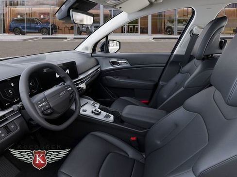 New 2026 Kia Sportage EX image 17