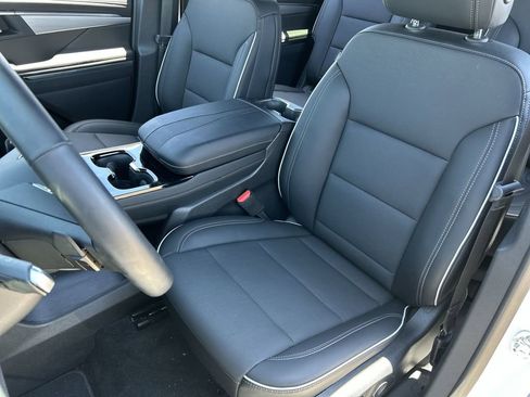 New 2026 Buick Enclave Preferred w/ Power Package FWD image 19
