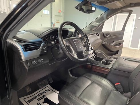 Used 2017 GMC Yukon SLT image 9