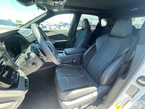 Used 2023 Lexus RX 500h F Sport AWD/4WD image 9