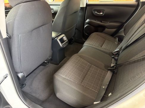 Used 2023 Honda HR-V LX image 28