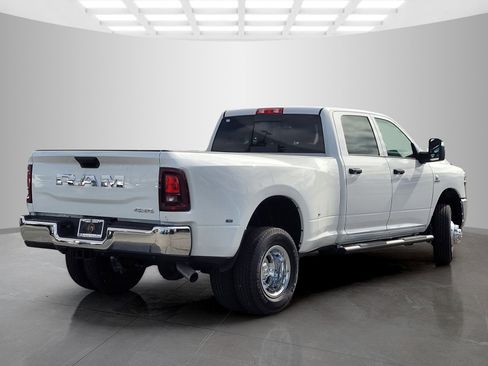 New 2026 RAM 3500 Tradesman image 4