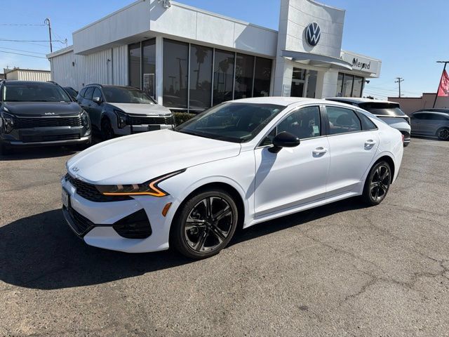 Used 2024 Kia K5 GT-Line w/ GT-Line Premium Package FWD image 2