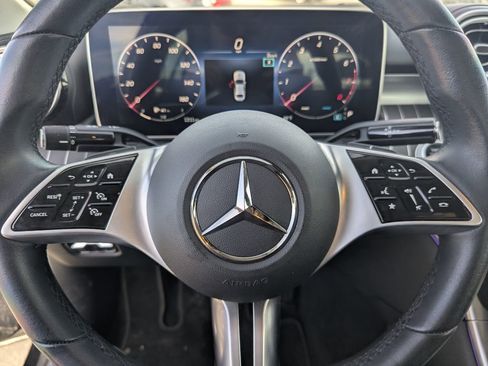 Used 2023 Mercedes-Benz C 300 Sedan image 19