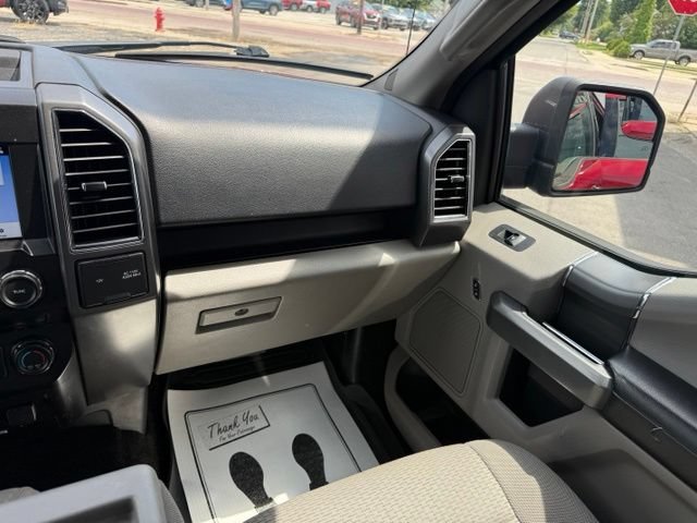 Used 2017 Ford F150 XLT w/ Equipment Group 302A Luxury AWD/4WD image 21