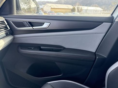 Used 2024 Volkswagen Atlas Peak Edition SEL image 25