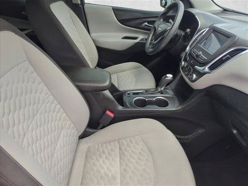 Used 2018 Chevrolet Equinox LS w/ LPO, Cargo Package FWD image 23