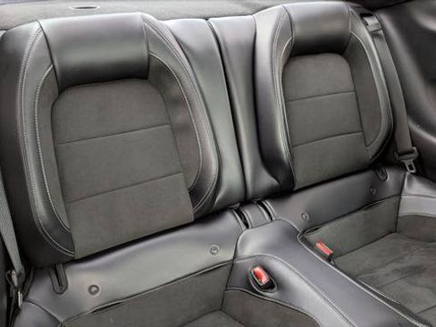 Used 2017 Ford Mustang Shelby GT350 RWD image 21