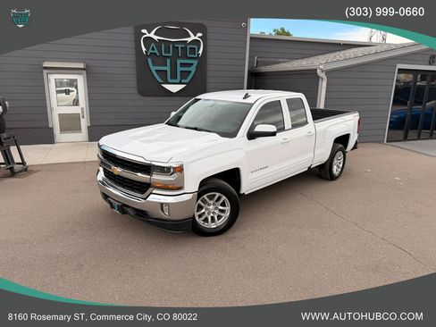 Used 2018 Chevrolet Silverado 1500 LT w/ All Star Edition AWD/4WD image 2