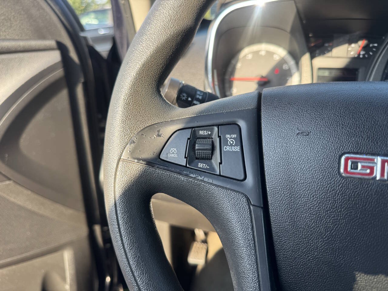 Used 2015 GMC Terrain SLE FWD image 36