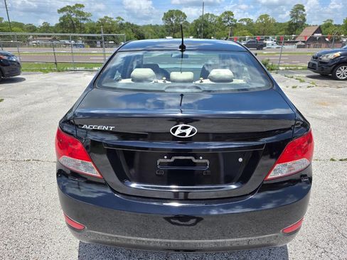Used 2012 Hyundai Accent GLS w/ Premium Pkg 3 FWD image 3