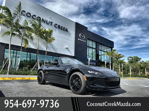 New 2026 MAZDA MX-5 Miata Club w/ Interior Package RWD image 1