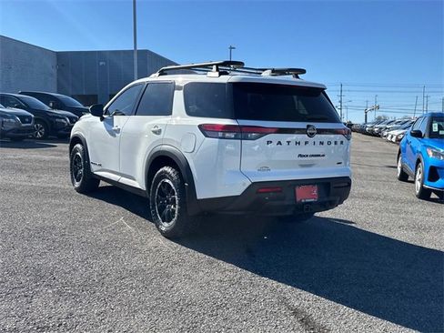 New 2025 Nissan Pathfinder Rock Creek image 6
