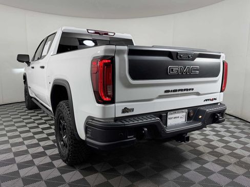Certified 2024 GMC Sierra 1500 AT4X w/ AT4X AEV Edition AWD/4WD image 4