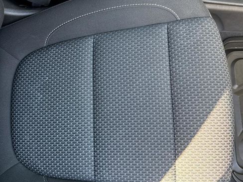 Used 2021 GMC Acadia SLE image 11