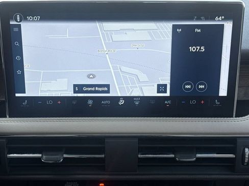 Certified 2023 Lincoln Corsair Reserve w/ Equipment Group 201A AWD/4WD image 25