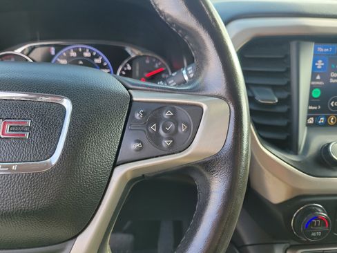 Used 2020 GMC Acadia Denali image 23