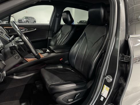 Used 2020 Lincoln Nautilus Reserve image 25