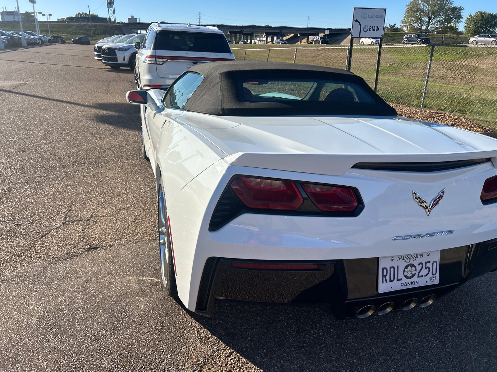 Used 2018 Chevrolet Corvette Stingray Convertible w/ 3LT Preferred Equipment Group RWD image 17