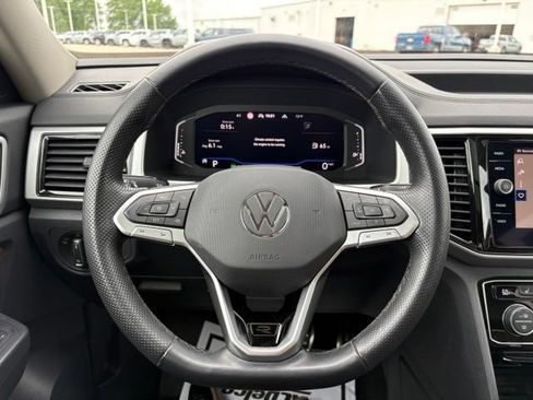 Used 2021 Volkswagen Atlas SEL Premium w/ MDO Package (Bench Seat) AWD/4WD image 11