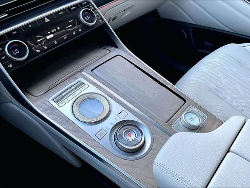 Used 2021 Genesis GV80 2.5T w/ Advanced Package 02 image 16