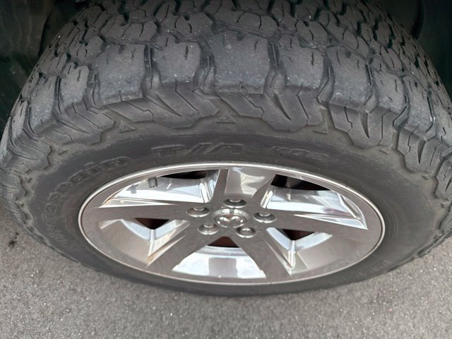 Used 2016 RAM 1500 Express RWD image 5