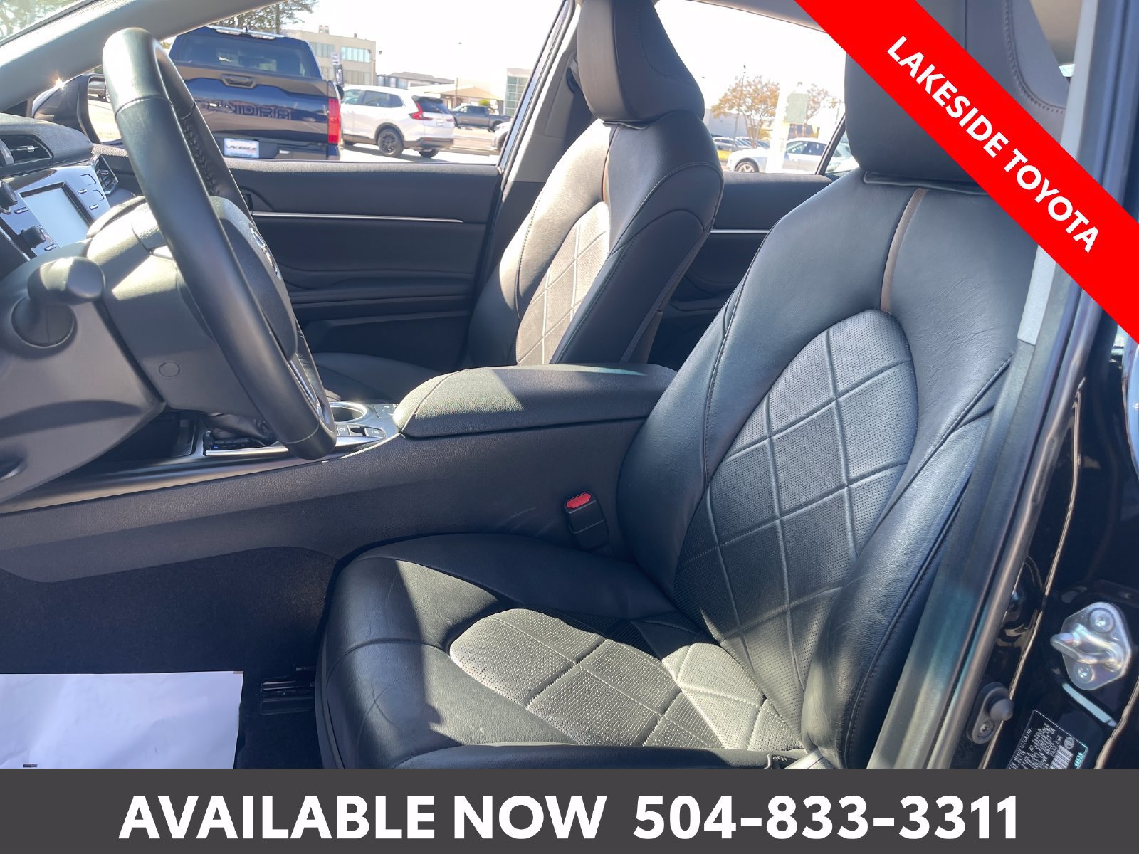 Certified 2018 Toyota Camry XLE FWD image 28