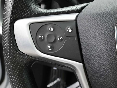 Used 2023 GMC Terrain SLE w/ Driver Convenience Package AWD/4WD image 12