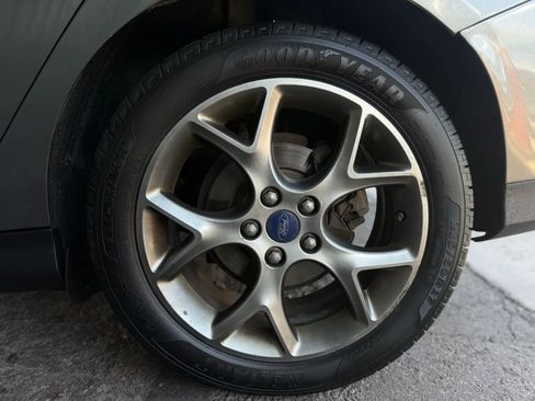 Used 2013 Ford Focus SE FWD image 35