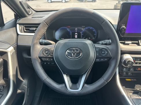 Used 2023 Toyota RAV4 XSE AWD/4WD image 20