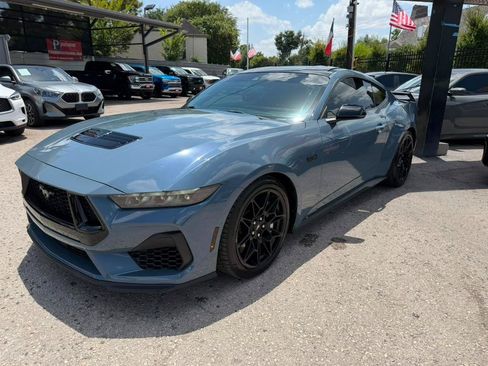 Used 2024 Ford Mustang GT Premium w/ GT Performance Package RWD image 2