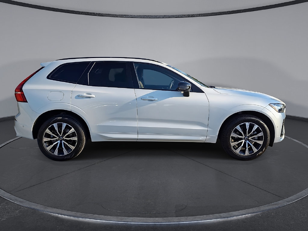 Certified 2024 Volvo XC60 B5 Plus w/ Protection Package AWD/4WD image 6