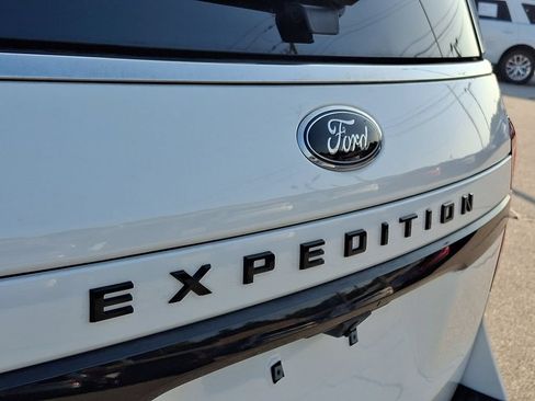 Certified 2024 Ford Expedition Limited AWD/4WD image 31