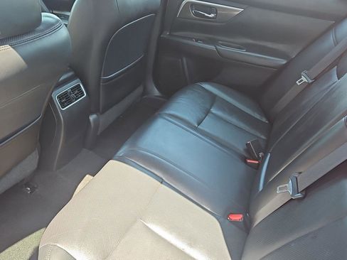 Used 2015 Nissan Altima 2.5 SL w/ Technology Package image 24