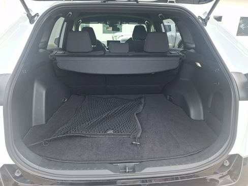 Used 2025 Toyota RAV4 SE image 12