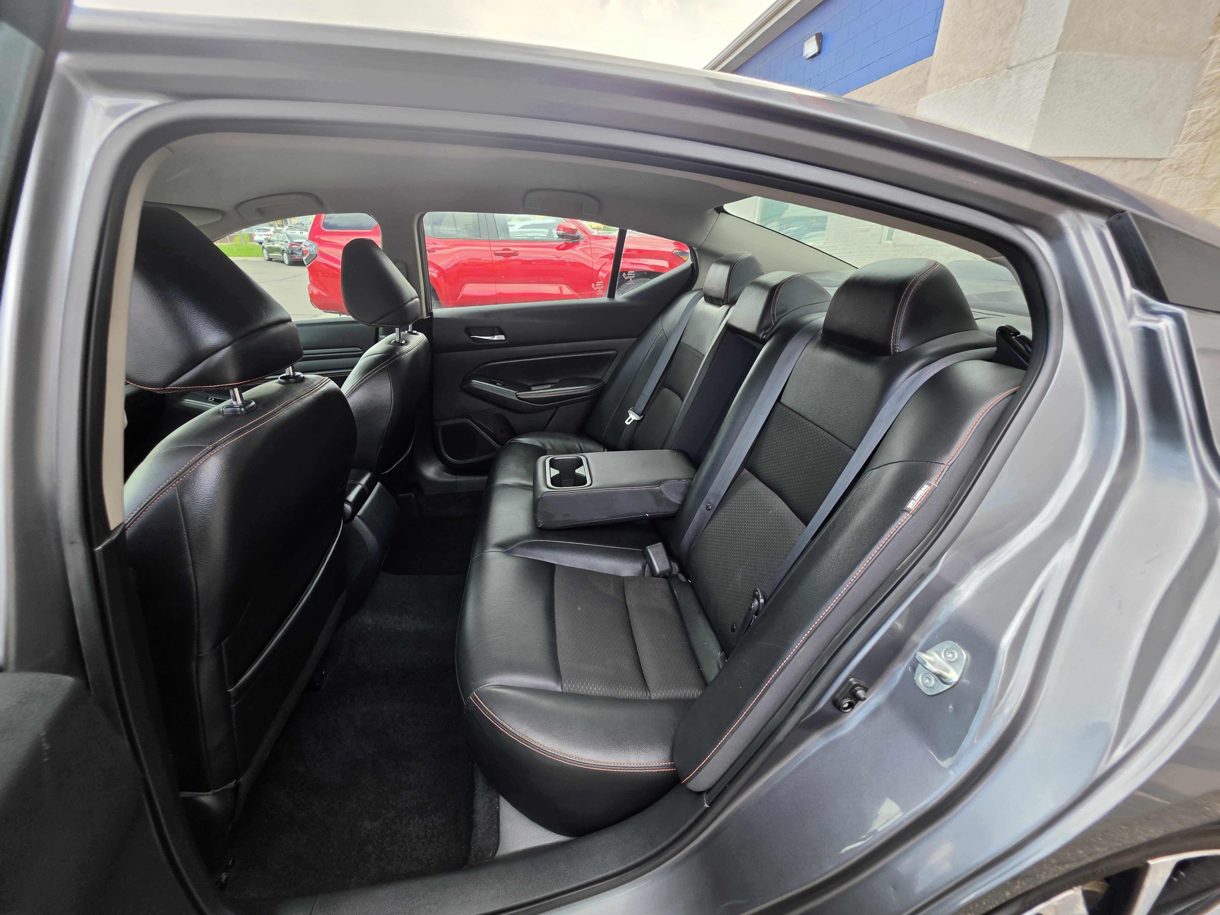 Used 2020 Nissan Altima 2.5 SR FWD image 19