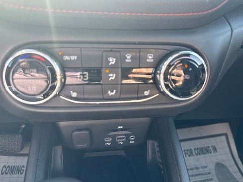 Used 2023 Chevrolet TrailBlazer RS w/ Sun and Liftgate Package AWD/4WD image 26