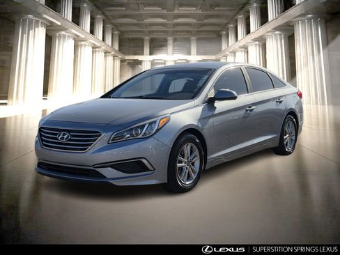 Used 2016 Hyundai Sonata SE image 8