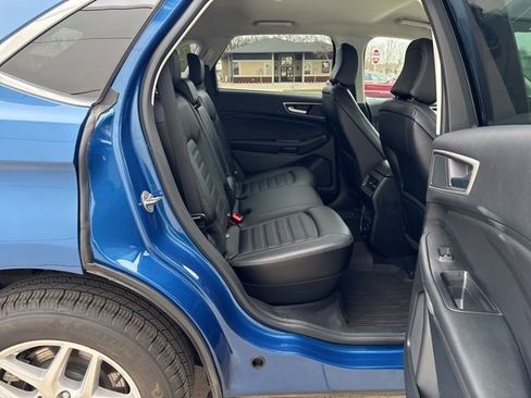 Certified 2024 Ford Edge SEL w/ Convenience Package image 9